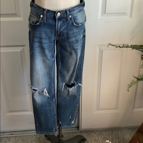 Zara Distressed Jeans - Picture 6 of 7